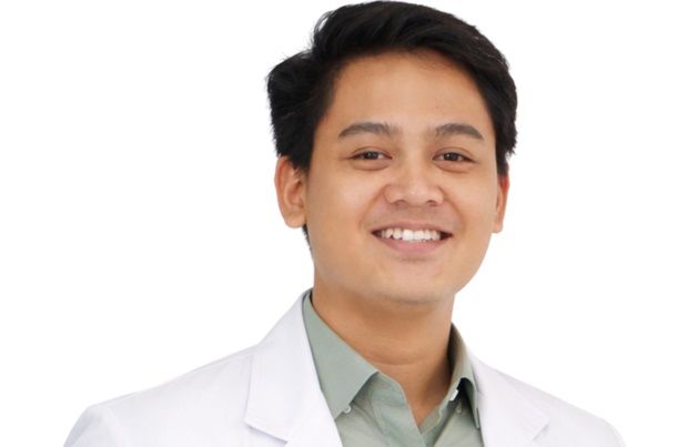 Foto MUHAMMAD ADIL, DR
